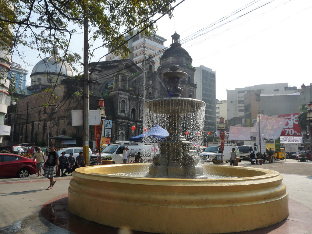 Plaza San Lorenzo Ruiz