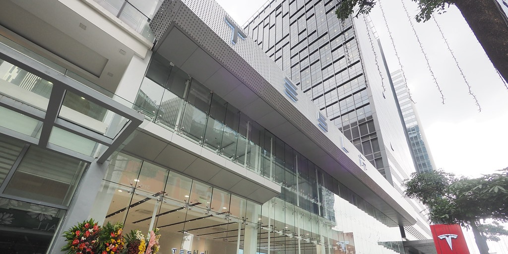 Tesla Philippines BGC